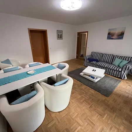 Apartment Bernstein Ruhig, Familienfreundlich Mit Garten