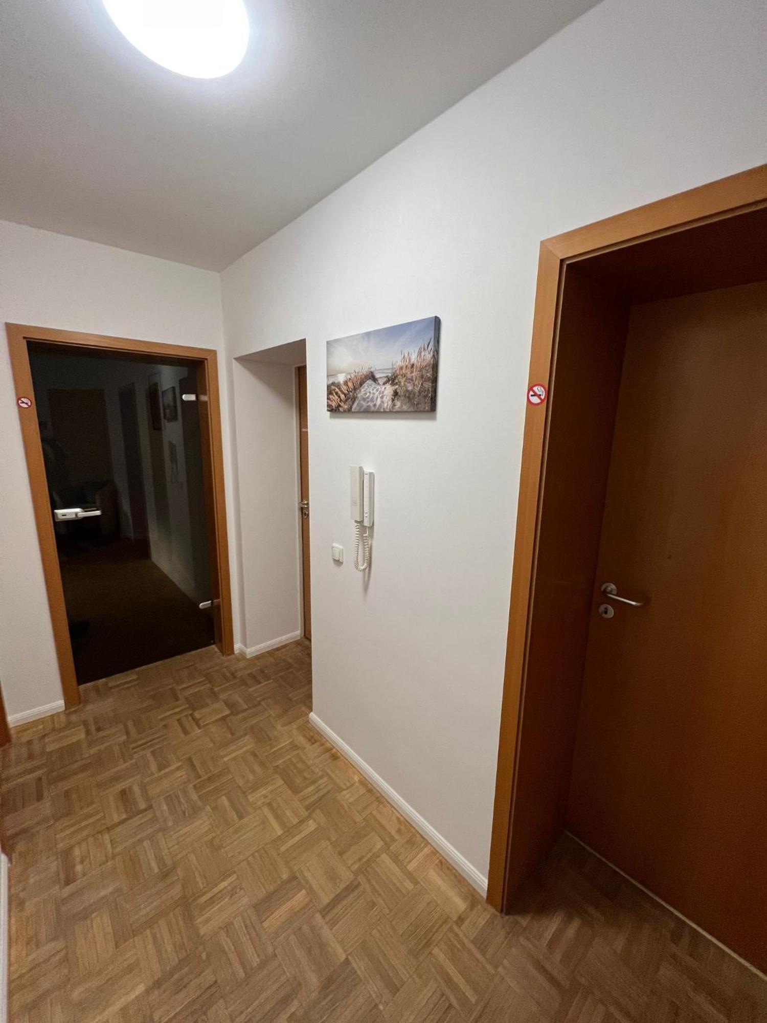 Bernstein Ruhig, Familienfreundlich Mit Garten * Rostock